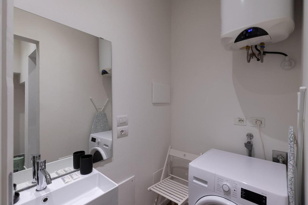 Alighieri'S Suite-Hosted By Sweetstay Firenze Bagian luar foto